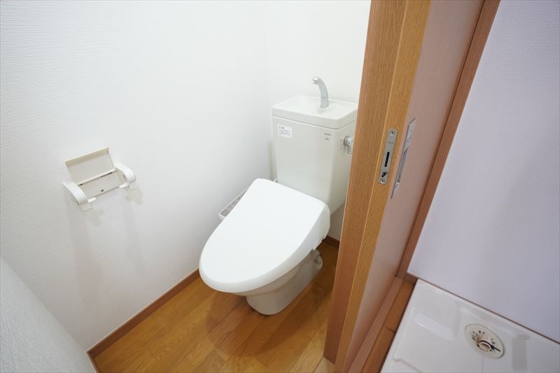 フェリーチェ東が丘 落ち着きのあるトイレルームです
