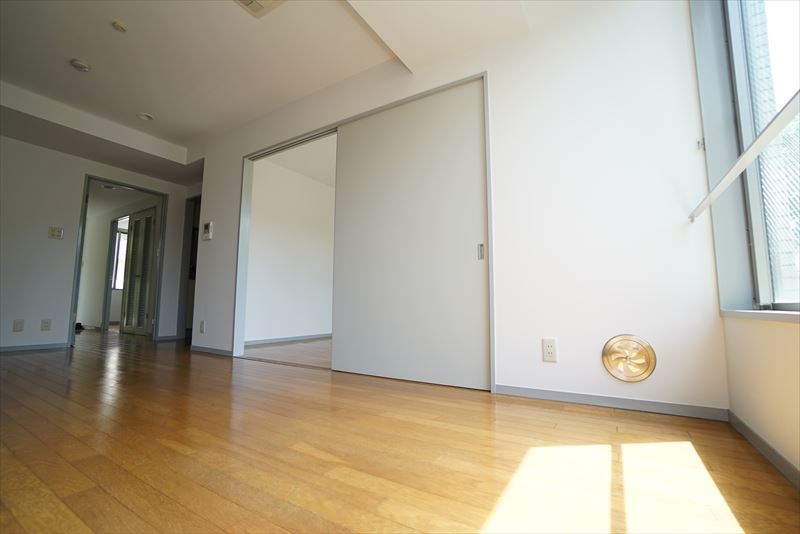 コーナーズ 太陽ぽかぽかなお部屋です
