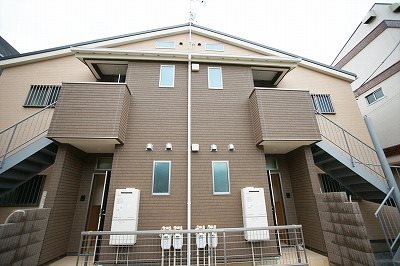 外壁はサイディングを採用　汚れが目立ちにくいんです