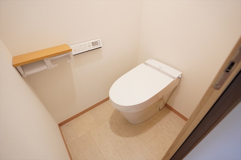ルネ タンクレスのトイレです