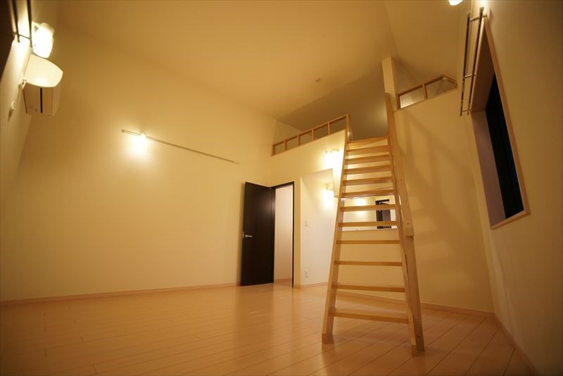ミカシータ 綺麗なフローリングのお部屋です