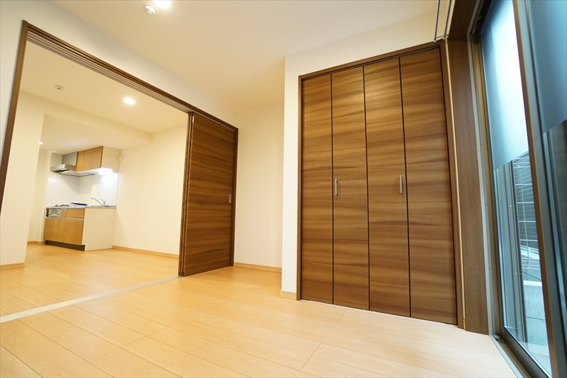 ブラン目黒 建具の色もいい感じ！
