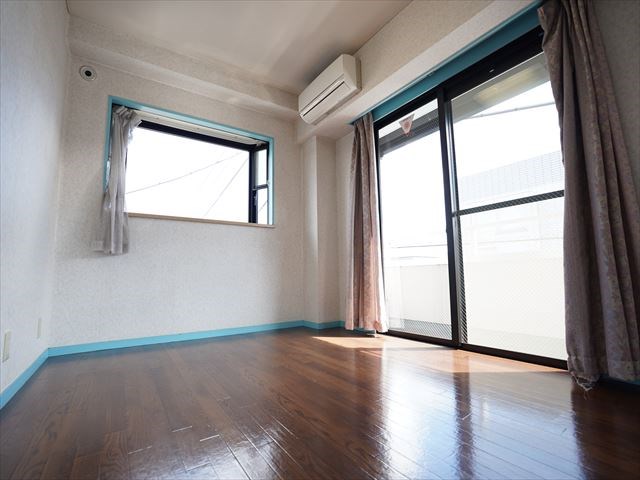 ＳＧハイム ２面採光のお部屋です。