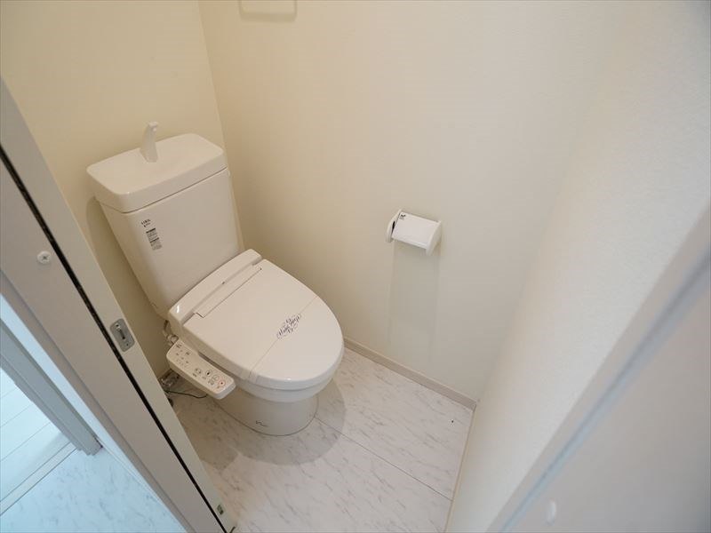 クイントリア深沢 トイレのスペースにも余裕があります。