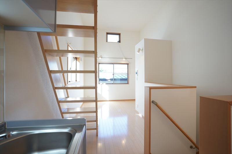 アスール阿佐谷 ３面採光で明るいお部屋！