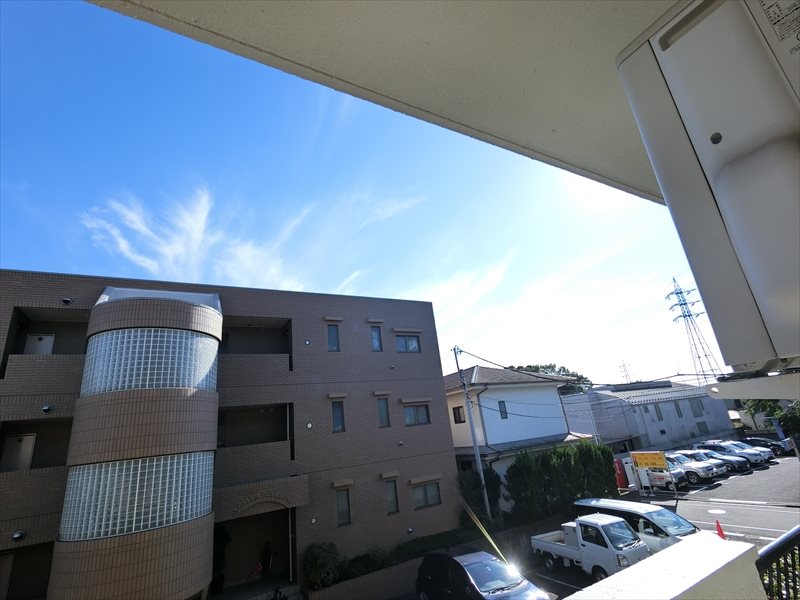 駒沢グリーンハウスＢ棟 気持ちいい空！南向きのバルコニーだからこそですね！