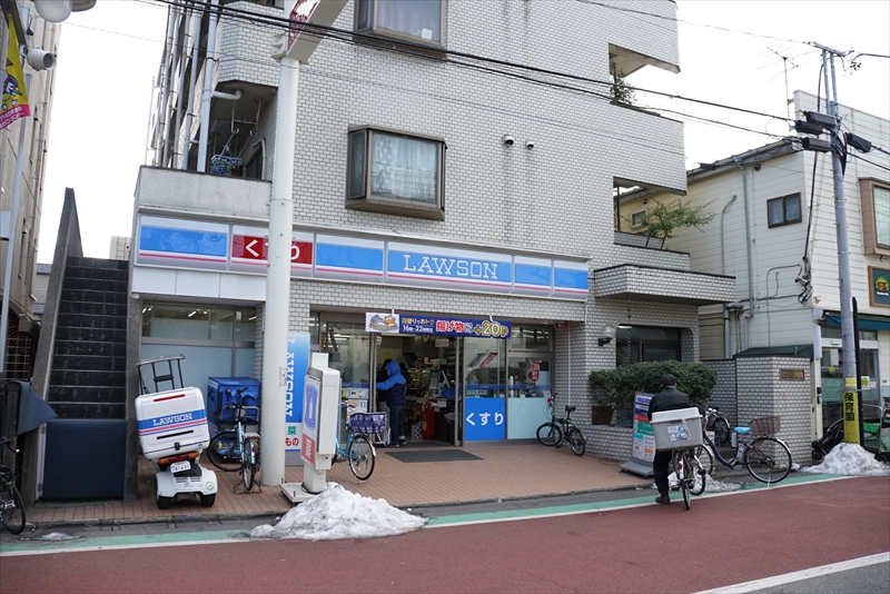 エクリュハウス ﾛｰｿﾝ 世田谷一丁目店