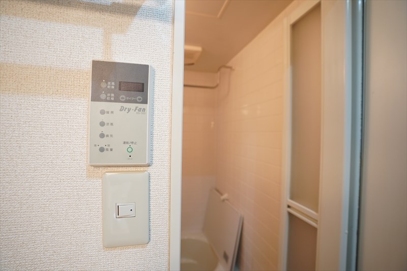 小林方 嬉しい浴室乾燥付き！