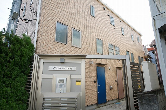 重厚感のある建物です