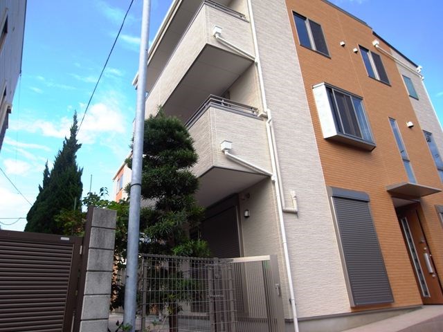 ストリングス新川崎 良い色合いですよね！