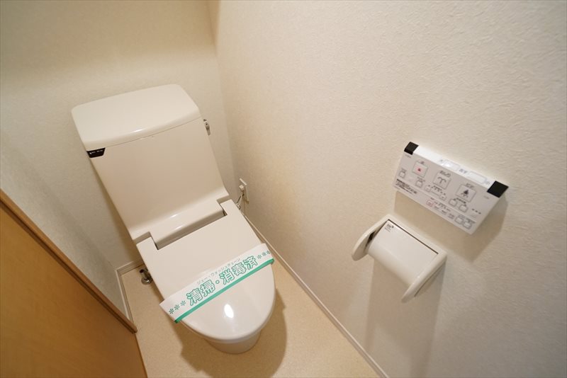 プロースト もちろん付いてます、ウォシュレット！