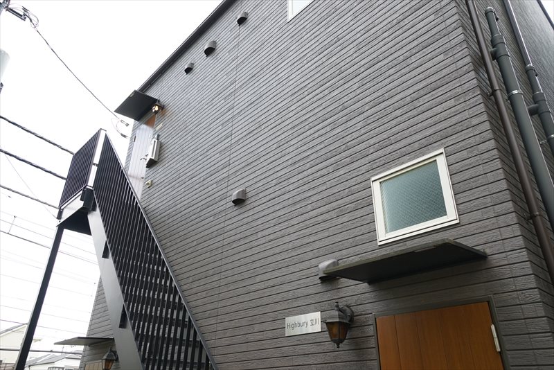 ハイバリー立川 落ち着きのある外観ですね