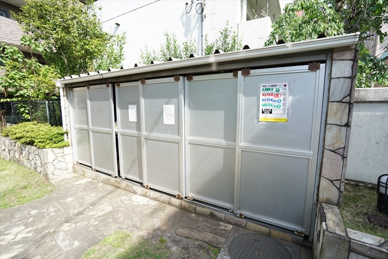 菱和パレス駒沢大学 ゴミ置き場