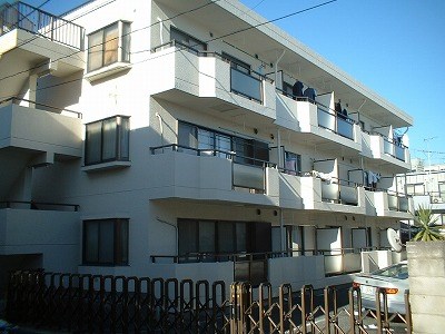 エーデルハイム藤生 低層マンションタイプ　お手入れしっかりしてあるよ！