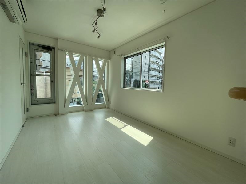 藤沢戸建 オシャレな室内