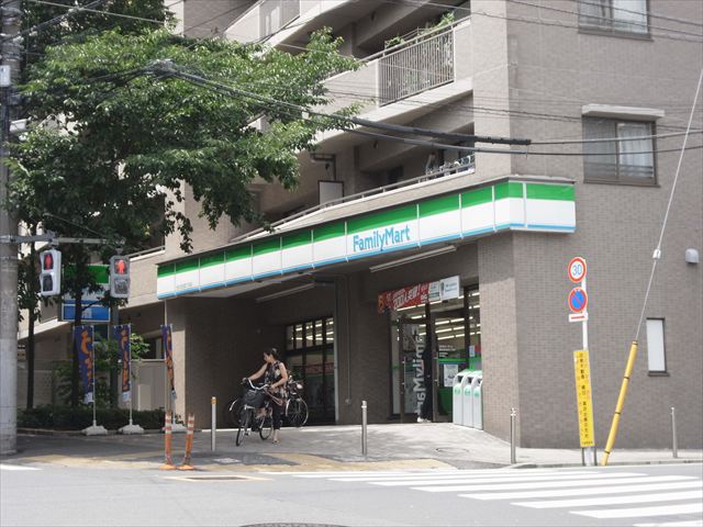 グランジュテ不動前 ﾌｧﾐﾘｰﾏｰﾄ 小浦西五反田四丁目店