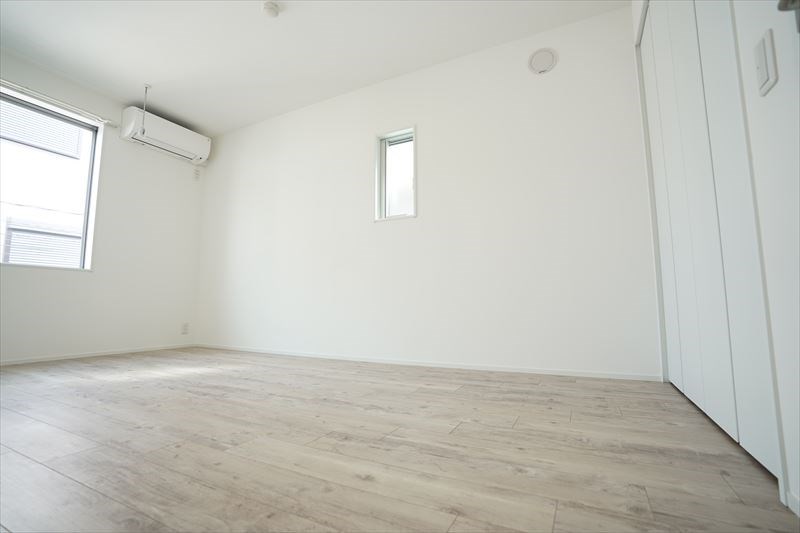 ウエアハウス 角部屋です！