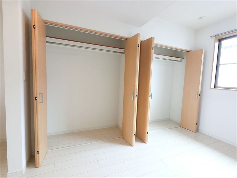 深沢ローズガーデン 大型クローゼットです