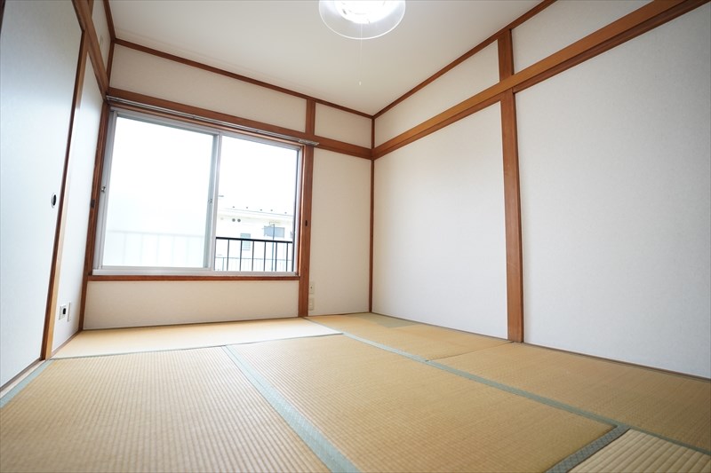 ハイム桜新町2号棟 南向きで明るい！