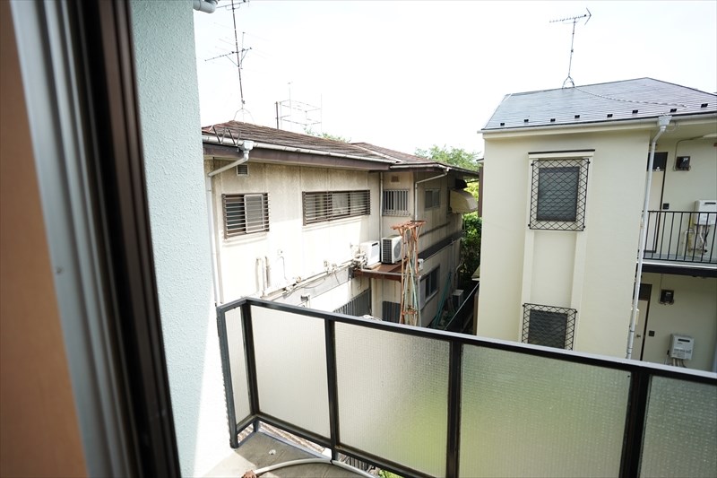 ハイム桜新町2号棟 バルコニーから空が広がります