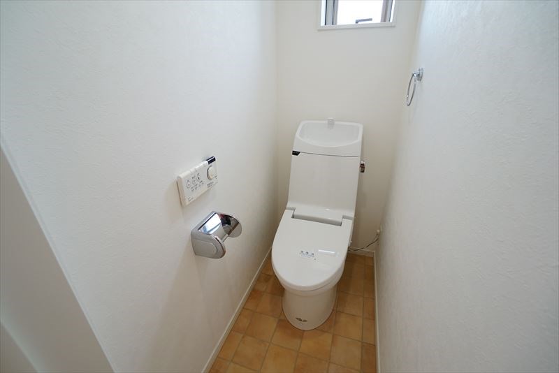 アマランタイン武蔵小山 ウォシュレット付きのトイレです