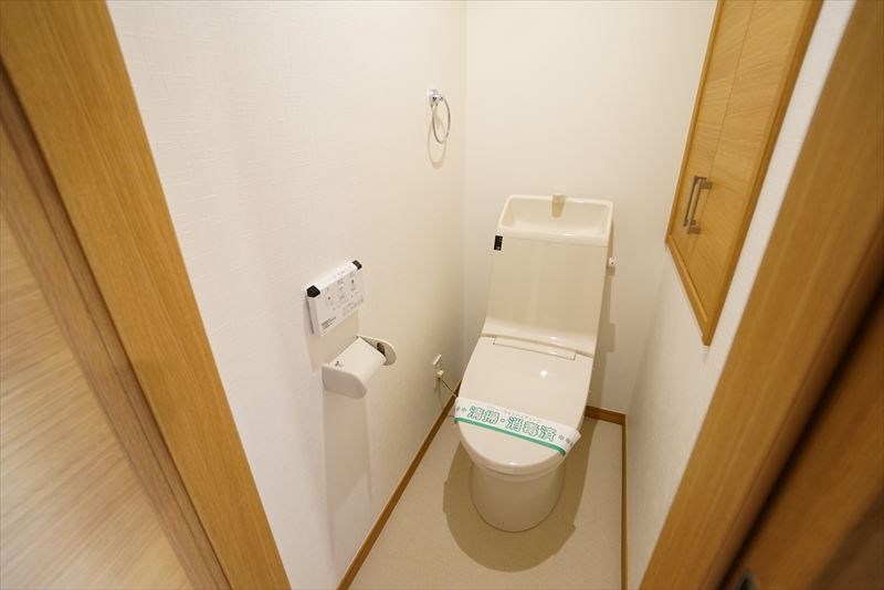 ブラン目黒 ウォシュレット付きのトイレです