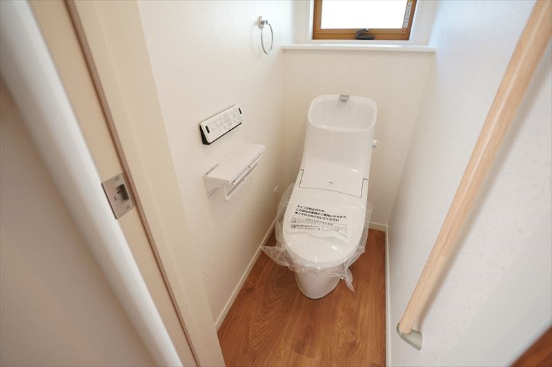二俣川戸建て   トイレはウォシュレット付き！2箇所用意しております！