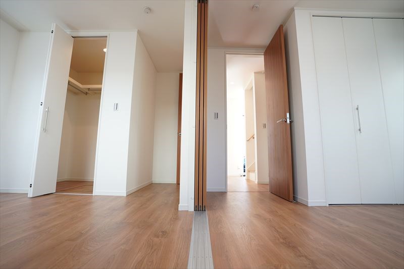 二俣川戸建て   各部屋に収納完備です！