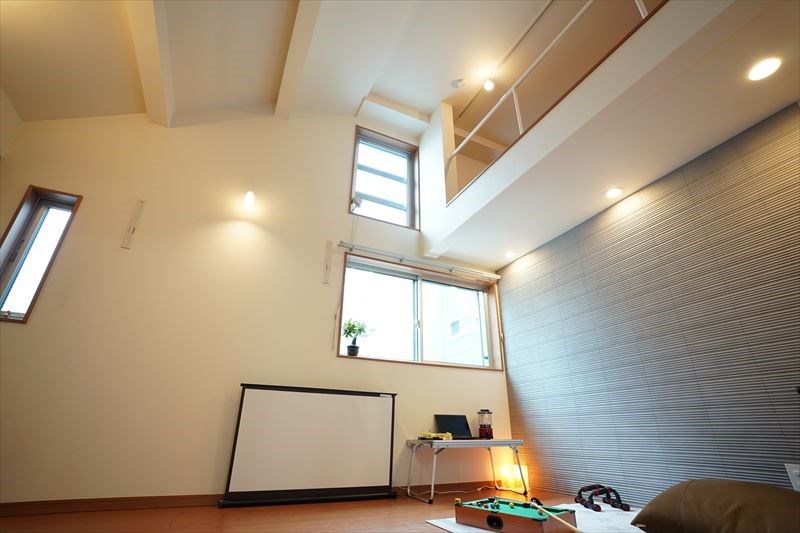 グランズ桜新町 採光窓が大きいのがいいよね