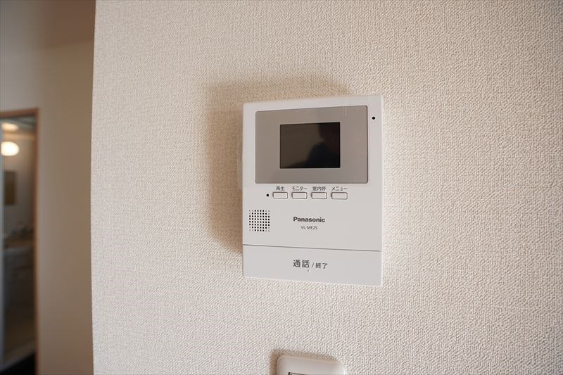 プレステージ深沢 モニター付きのインターフォン付いております