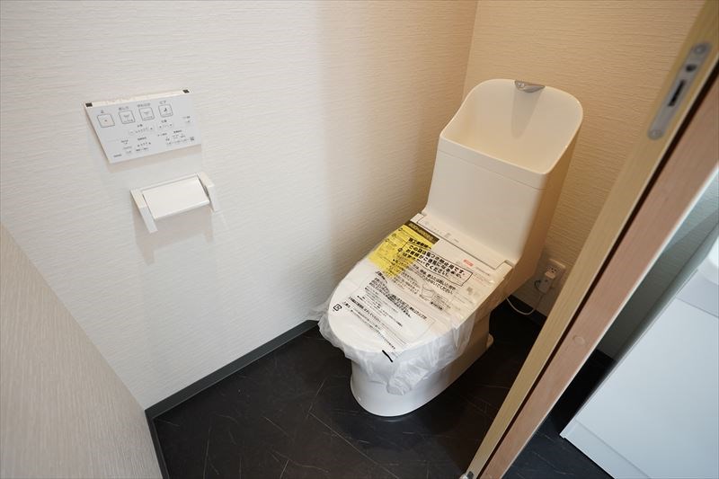 プレステージ深沢 ウォシュレット付きのトイレです