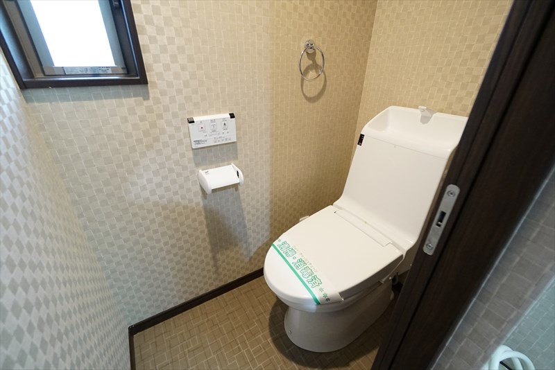 リシェス桜 ウォシュレット付きのトイレです