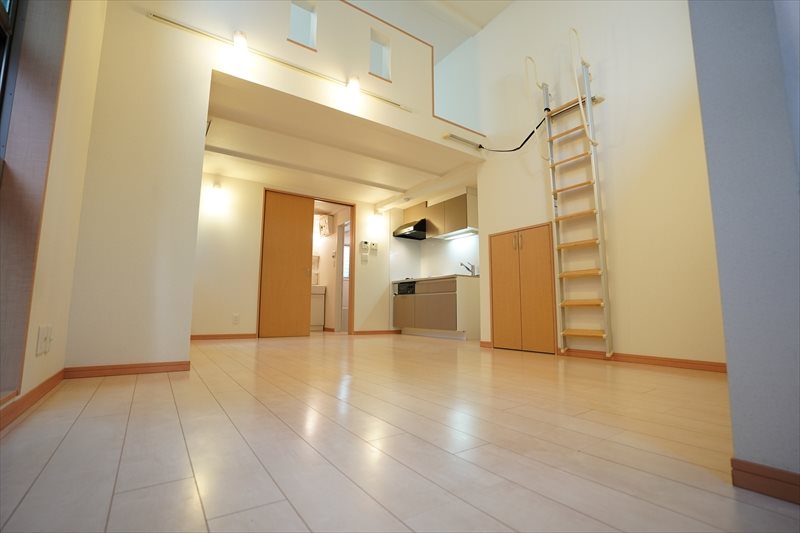 ユーマ 角部屋のプライベート感のあるお部屋。