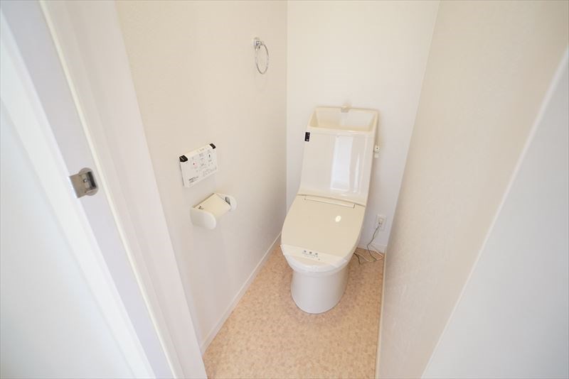 岩淵町ハウス ウォシュレット付きのトイレです