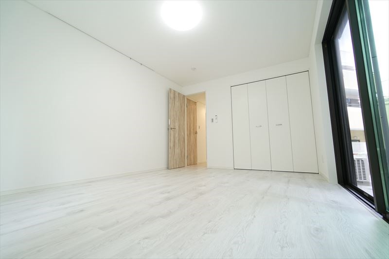 レイワレジデンス小岩 白を基調とした明るいお部屋！