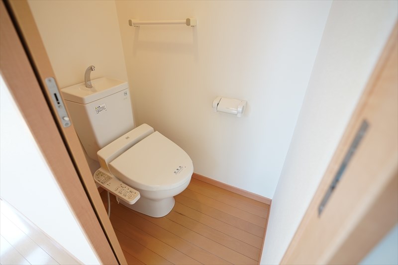 クレオ下北沢 ウォシュレット付きのトイレです！