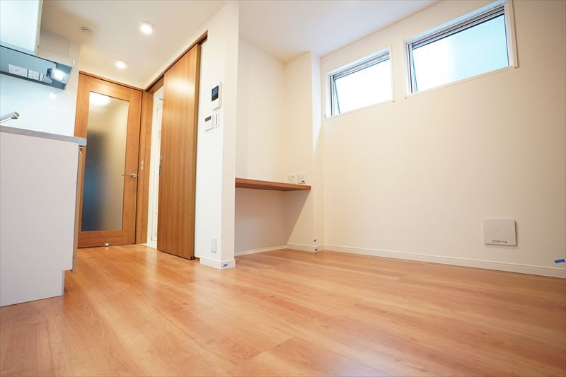 アーリーバーズネスト 明るいお部屋です。