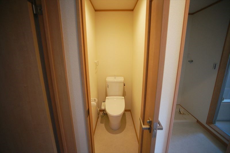 リビングハイムⅢ トイレにはもちろんついてます、ウォシュレット！