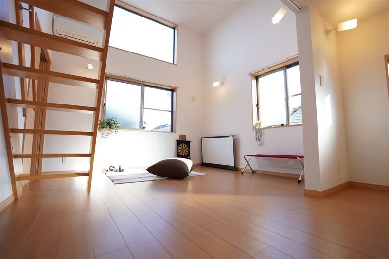 キングストレイル 【モデルルーム】大きな吹き抜けのある暮らしってどう？