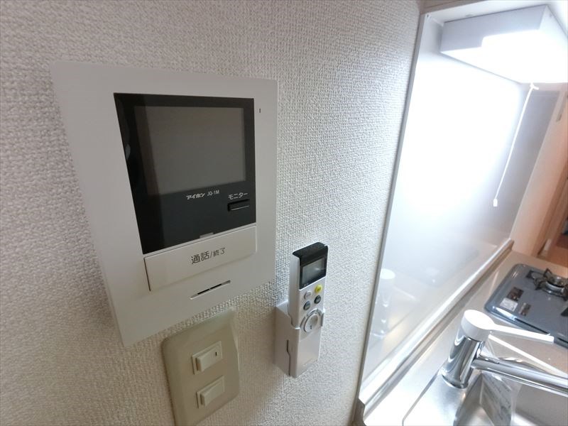 美宝ハイツ TVモニター付きインターフォン！