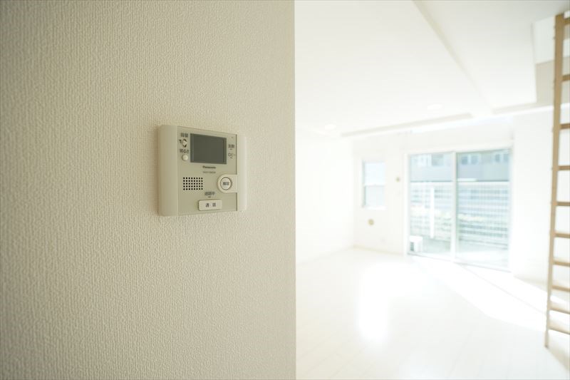 ティーズブルー TVモニター付きオートロックで安心できるかも！