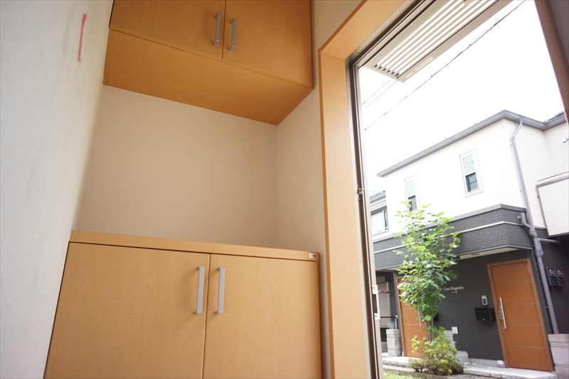 キングストレイル オシャレ好きも安心！靴がたくさん入る造り!