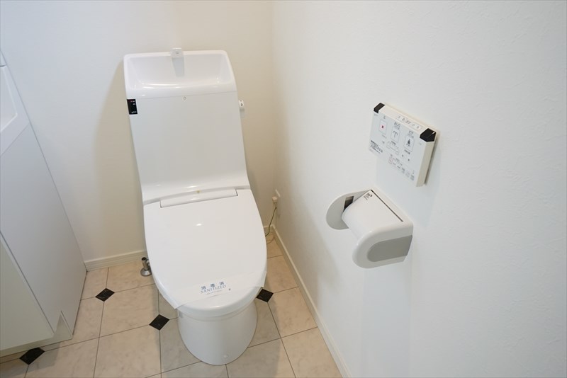アマランタイン自由が丘 ウォシュレット付きのトイレです