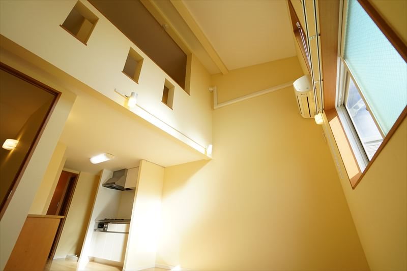 ガーデンテラス北沢 大きな吹き抜けが楽しいお部屋！