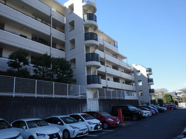 日吉駅徒歩10分!分譲マンションの一室を大型リノベ中!随時情報をアップデートするのでチェックしてね!