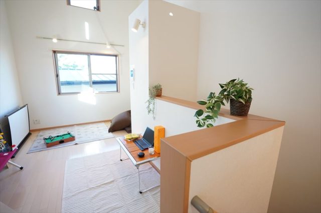 阿佐ヶ谷駅徒歩８分！最上階角部屋が内見スタートです！