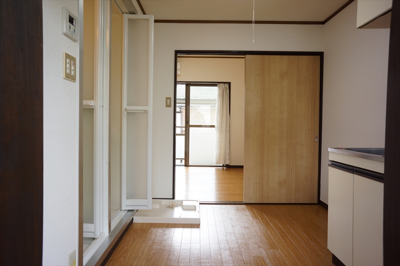室内キレイなマンションタイプ。昭和６２年築ですが各部補修済みです。＠世田谷区中町５丁目